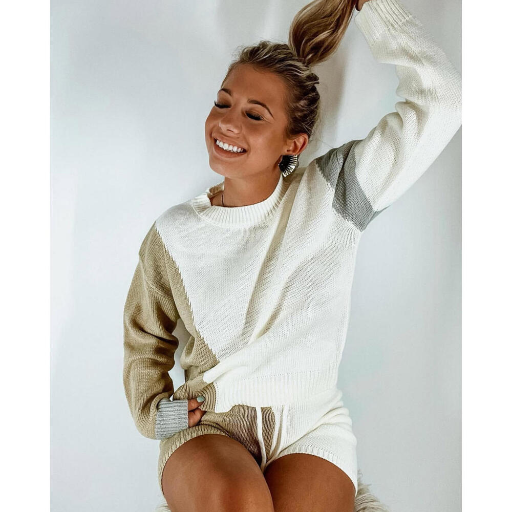 Colorblock Knit Lounge Set – Multiple Sizes Available - Picture 3 of 3